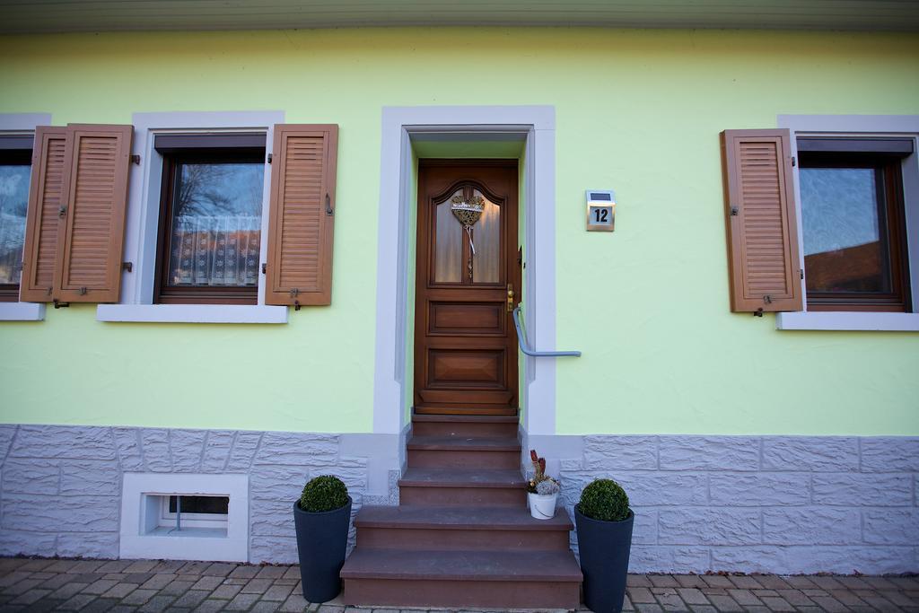 Apartment Fewo Efosa カッペル・グラーフェンハウゼン エクステリア 写真