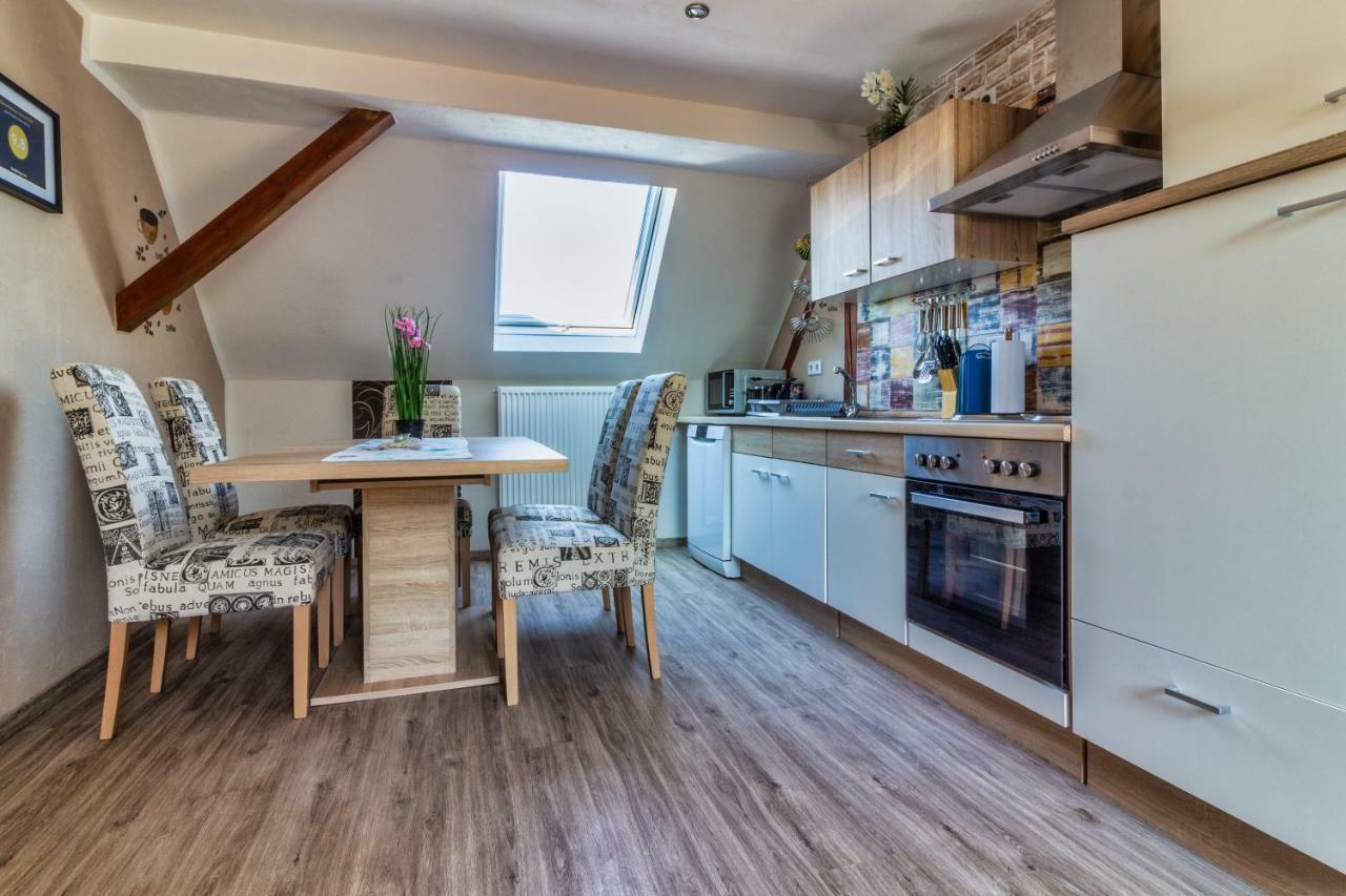 Apartment Fewo Efosa カッペル・グラーフェンハウゼン エクステリア 写真